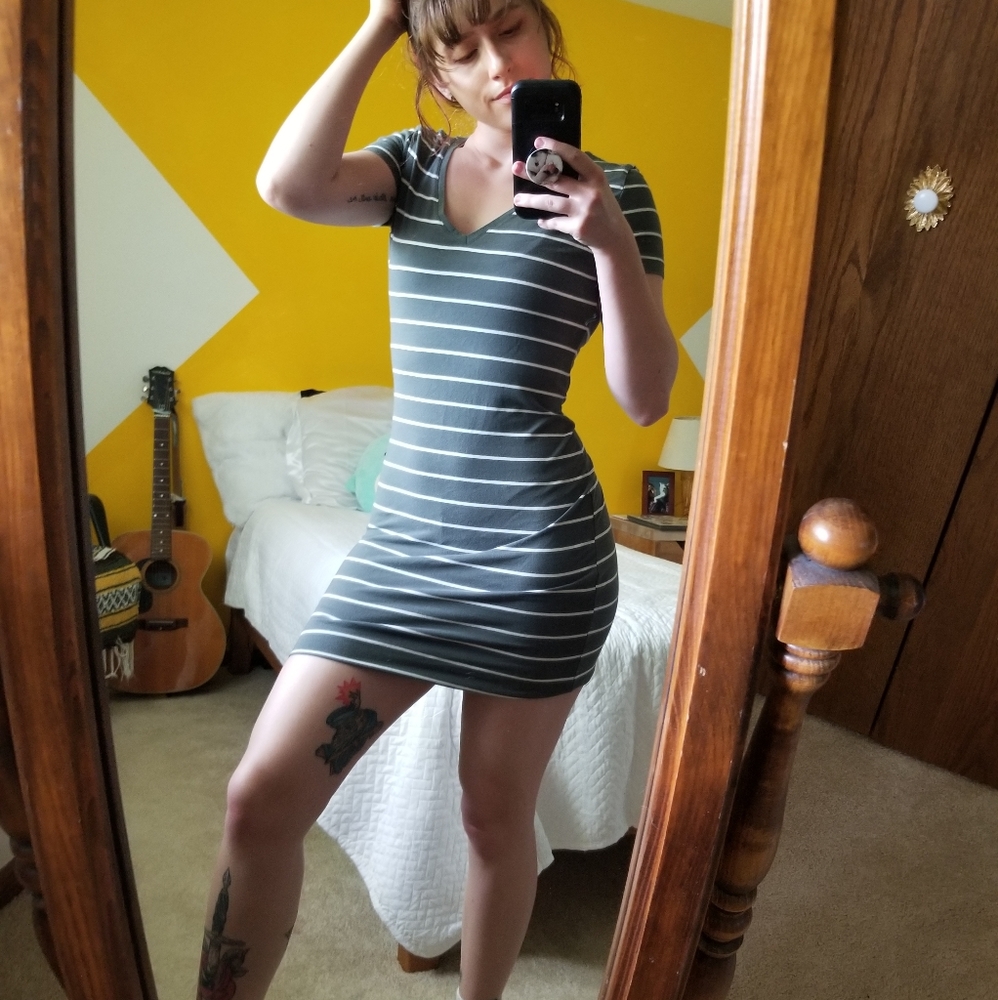 🍁3 for 20🍁Army Green Striped T-shirt Dress
